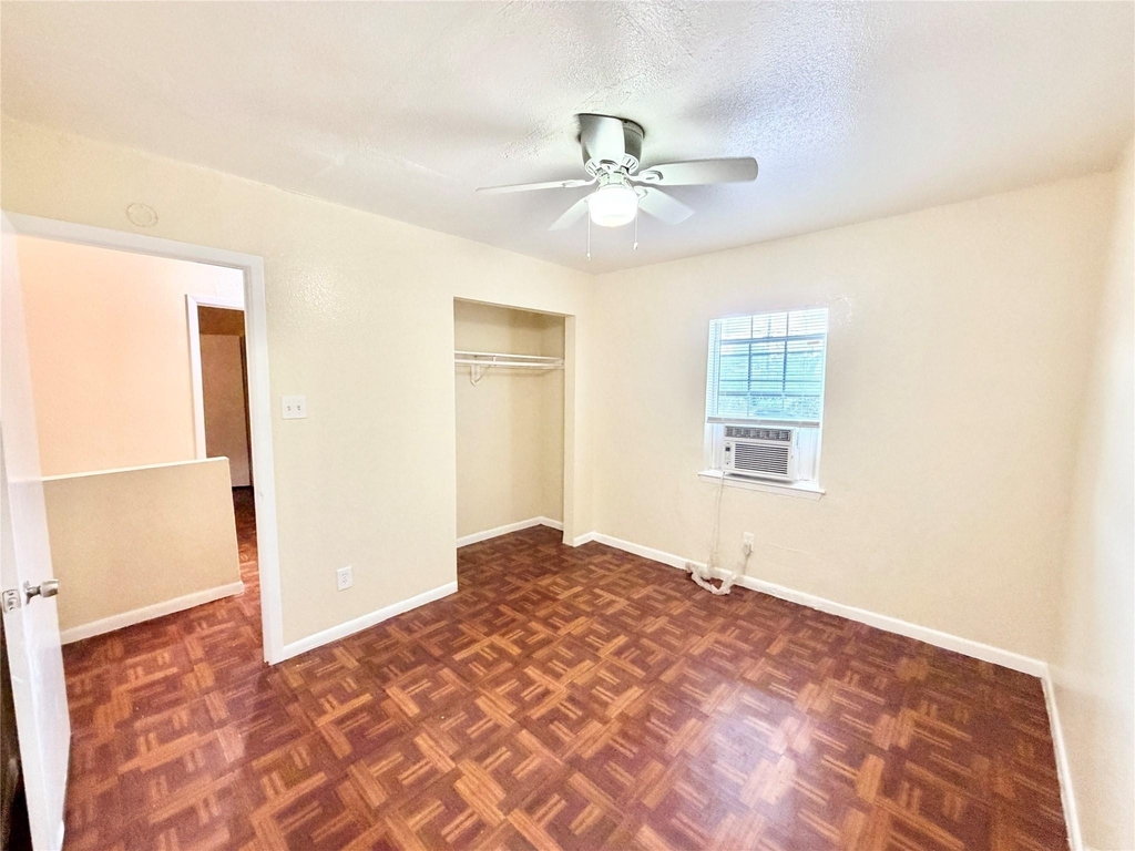 6257 Manor Rd - Photo 29