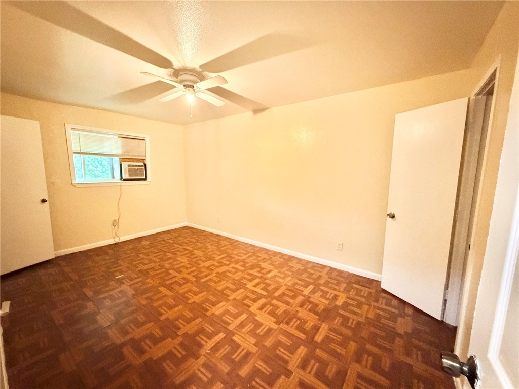 6257 Manor Rd - Photo 19