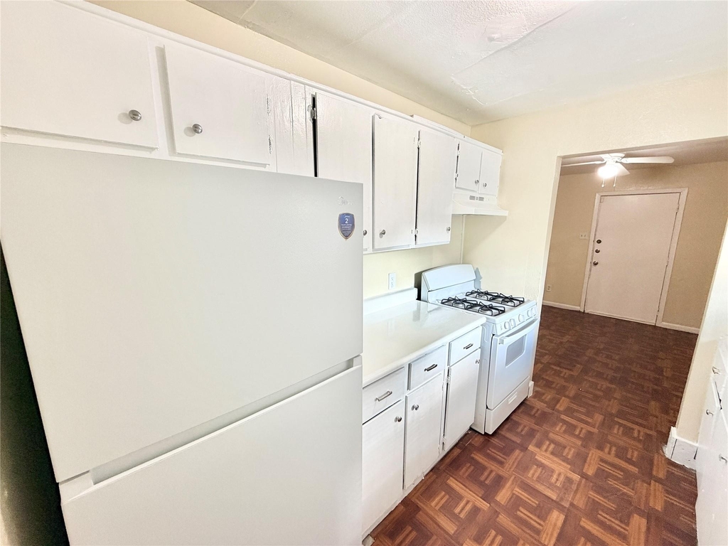 6257 Manor Rd - Photo 8