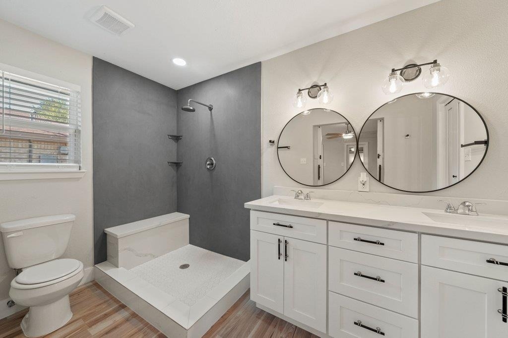 1313 Redbud Trl - Photo 8