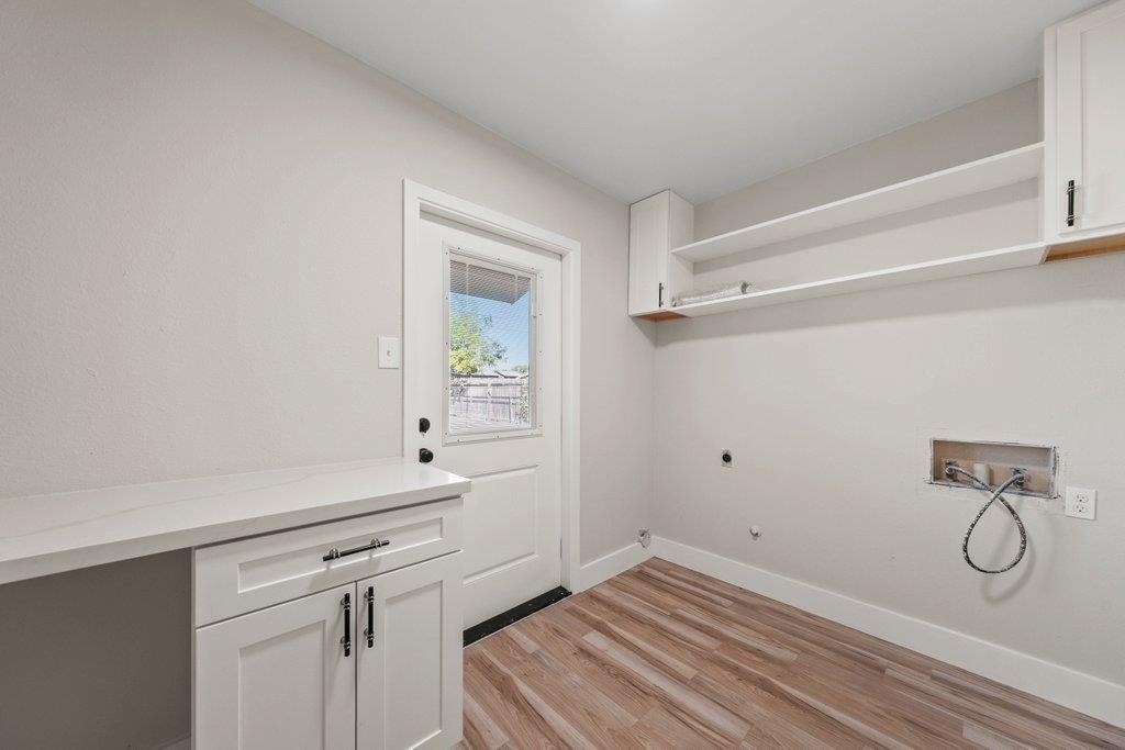 1313 Redbud Trl - Photo 13