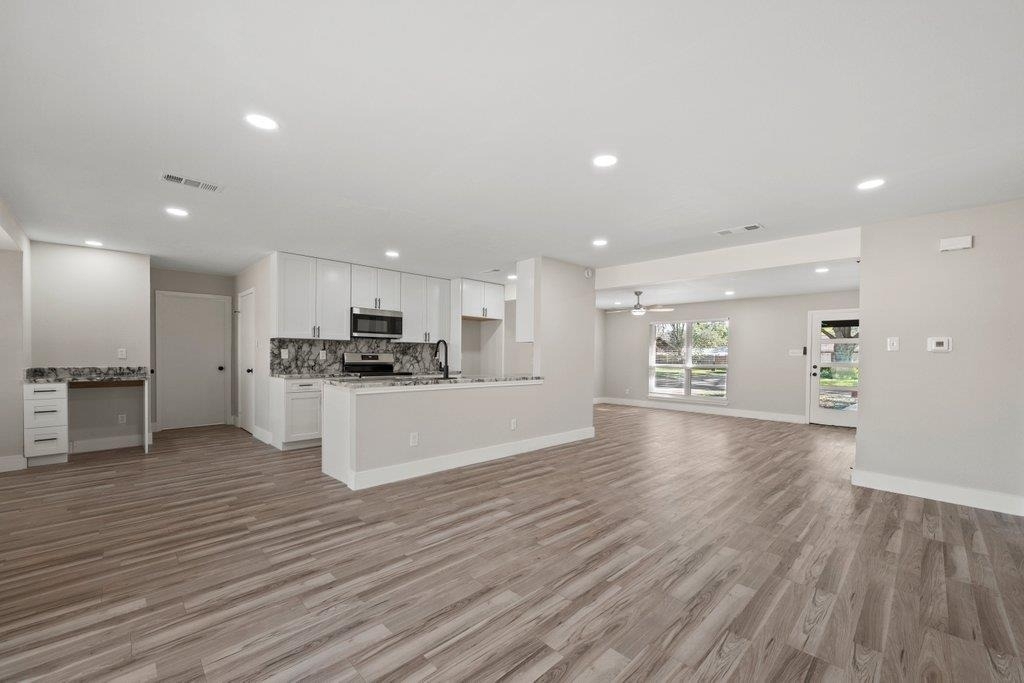 1313 Redbud Trl - Photo 2