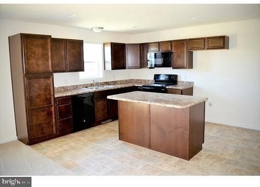 39 Riptide Court - Photo 1