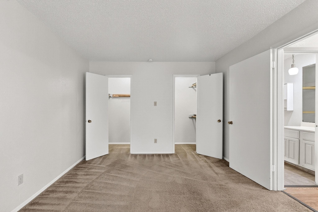 8210 Bent Tree Rd - Photo 13