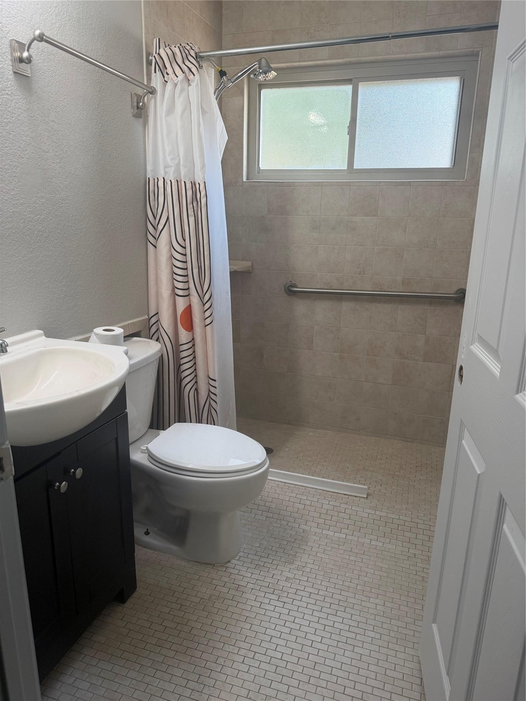 7604 Bender Dr - Photo 4