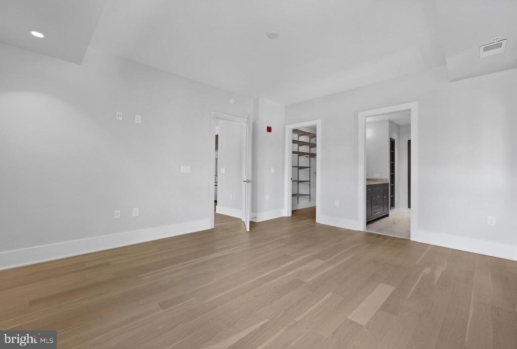 2225 California Street Nw - Photo 10