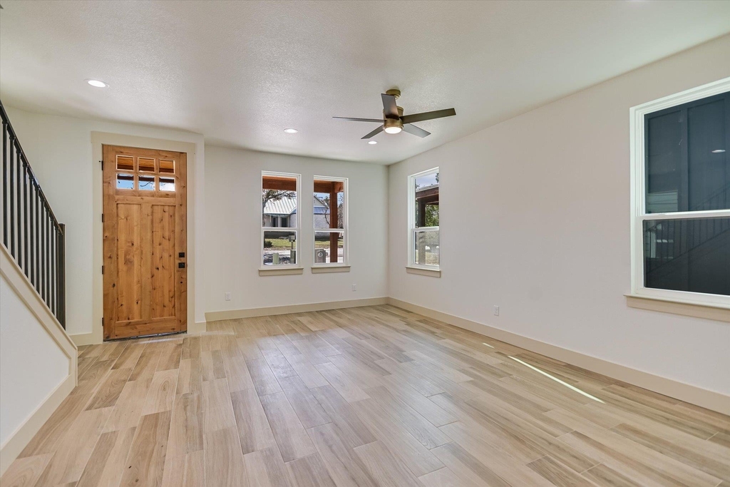 70 Deer Ridge Rd - Photo 4