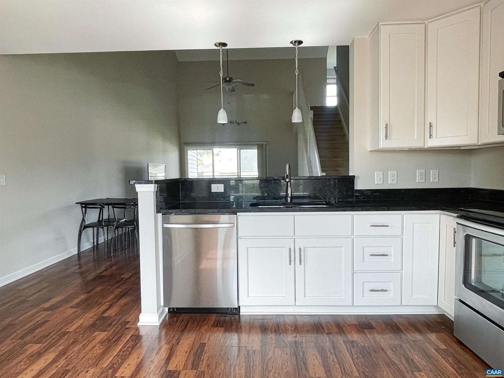 1280 Constitution Ct - Photo 6