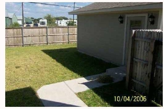 2739 Fairview Dr - Photo 18