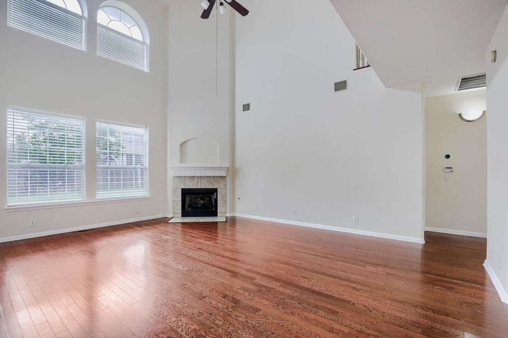 3817 Links Ln - Photo 4