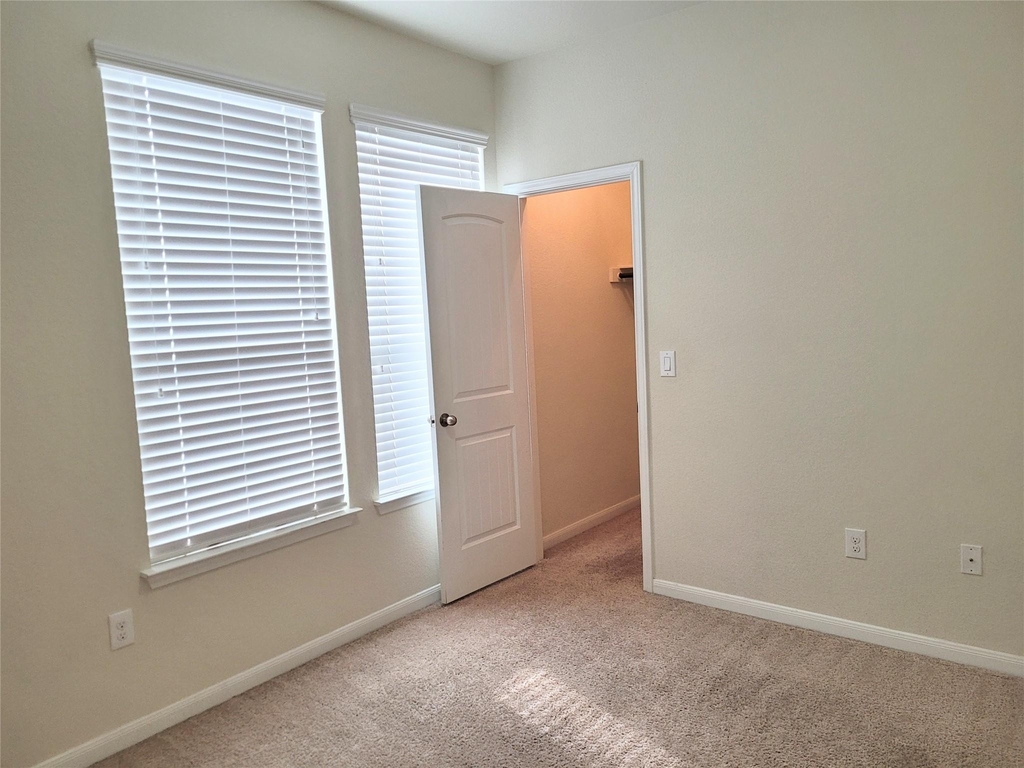 711 Rolling Oak Dr. Dr - Photo 11