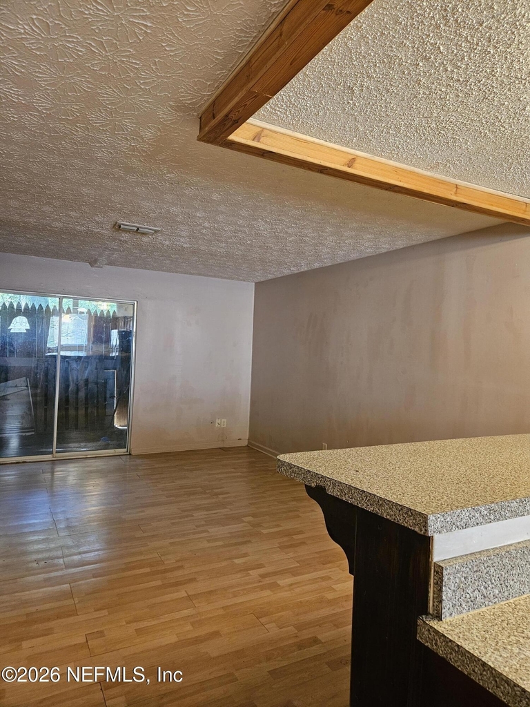 1200 Bretta Street - Photo 5