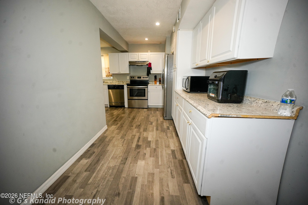 2453 Wilmont Avenue - Photo 7