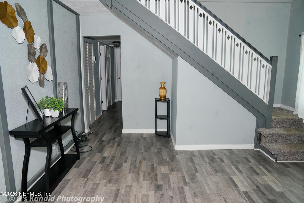 2453 Wilmont Avenue - Photo 2
