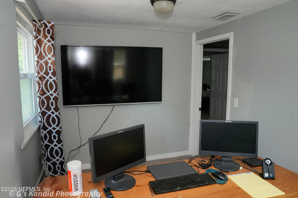 2453 Wilmont Avenue - Photo 22