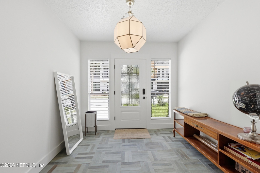 2304 Bethune Avenue - Photo 4