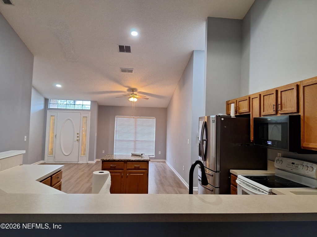 513 White Jasmine Way - Photo 4