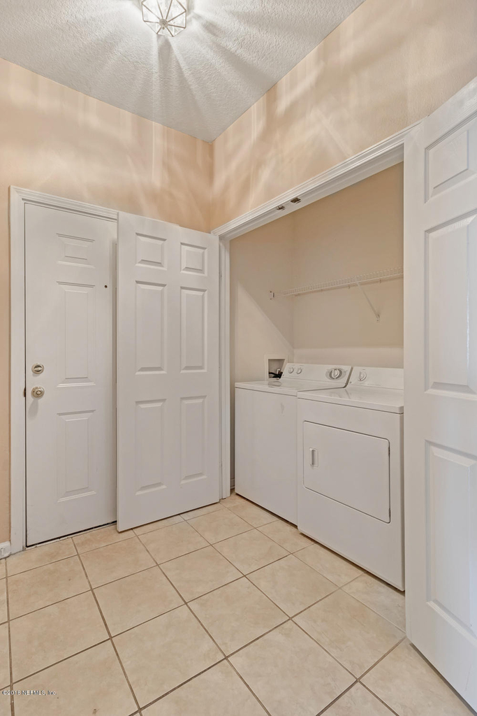 7990 Baymeadows Road E - Photo 4
