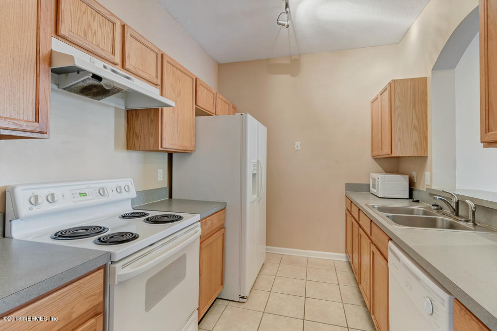 7990 Baymeadows Road E - Photo 5