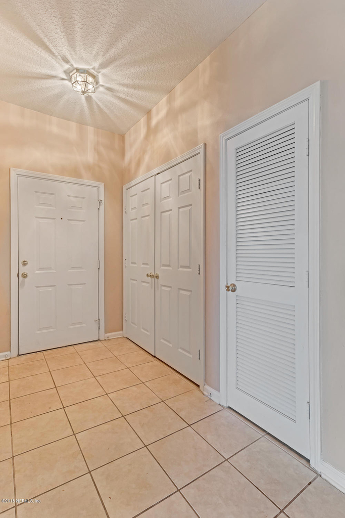 7990 Baymeadows Road E - Photo 3