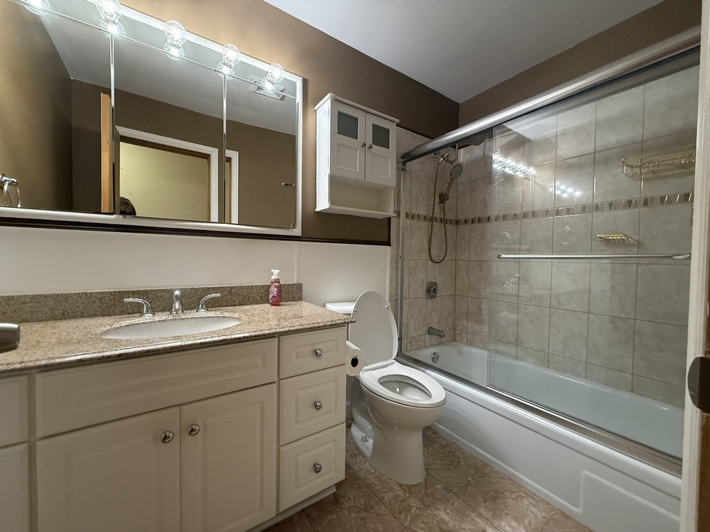 5324 Waterbury Drive - Photo 8