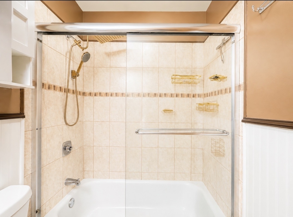5324 Waterbury Drive - Photo 9