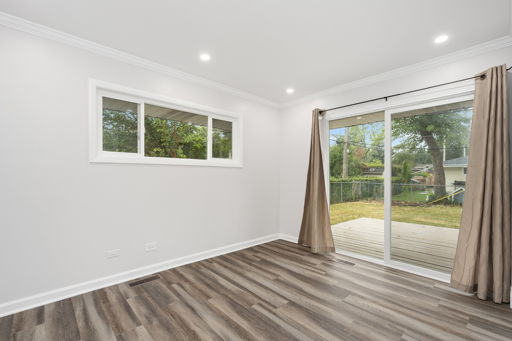 388 Nancy Lane - Photo 11