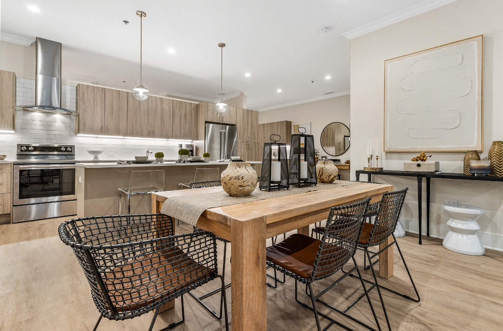 835 E Lake Street - Photo 9