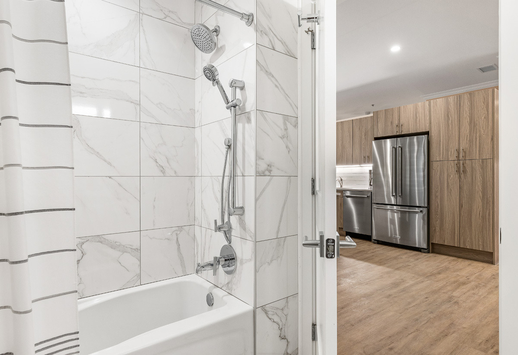 835 E Lake Street - Photo 6