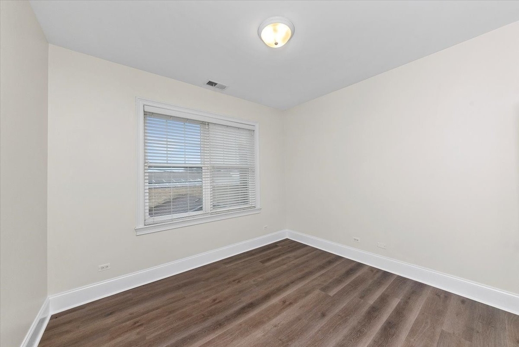 2500 Green Bay Road - Photo 12