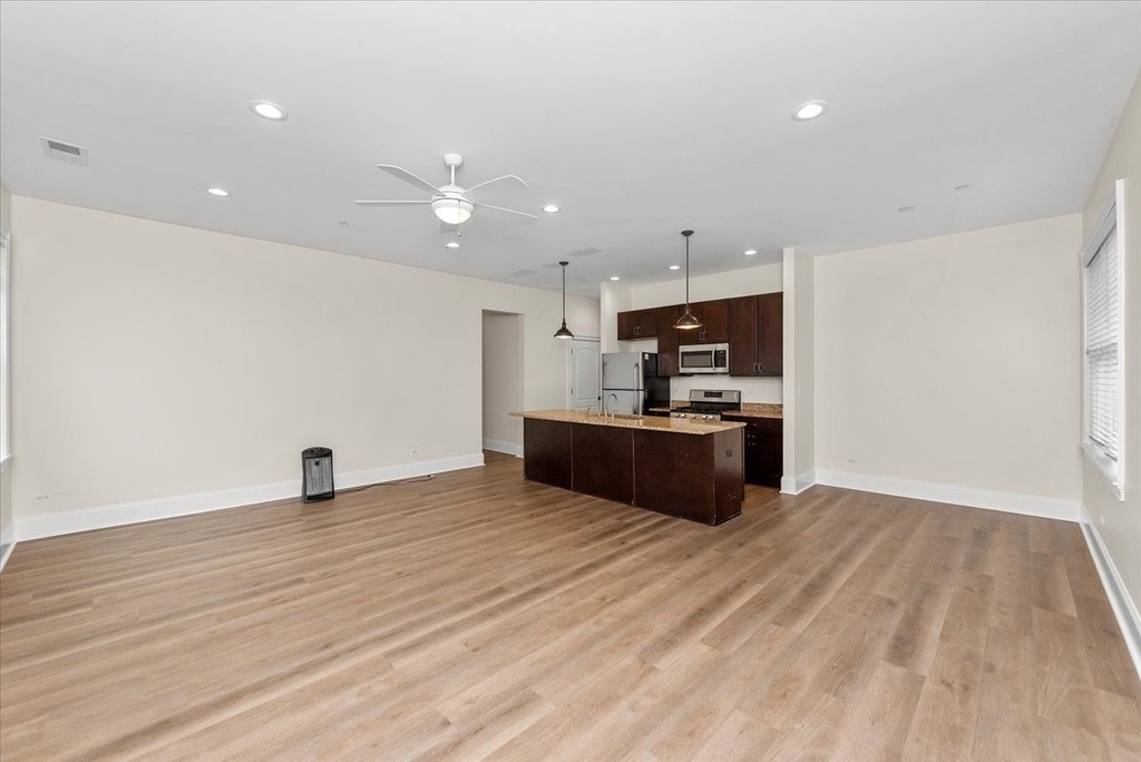 2500 Green Bay Road - Photo 15