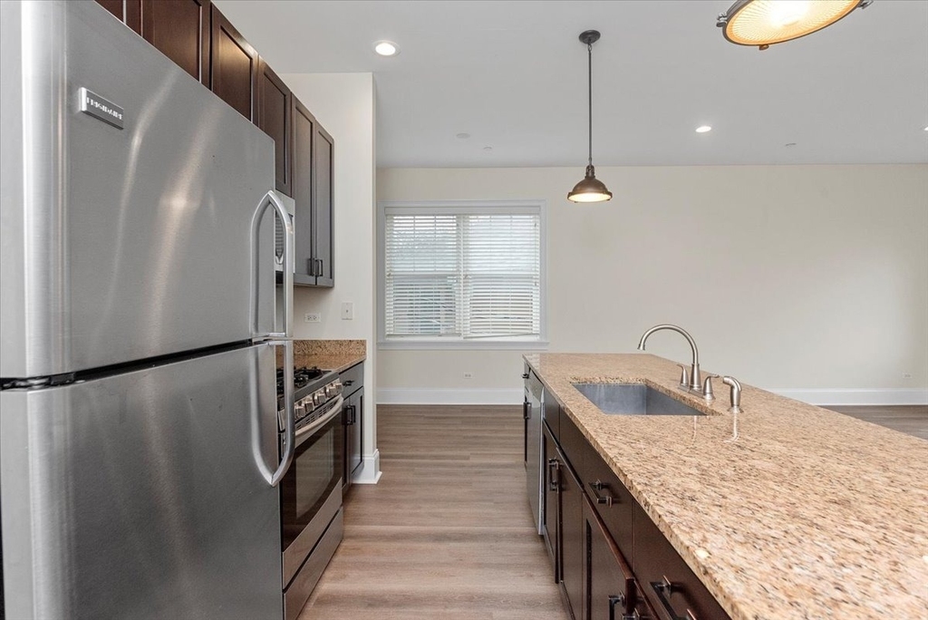 2500 Green Bay Road - Photo 2