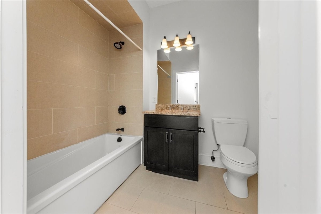 2500 Green Bay Road - Photo 4