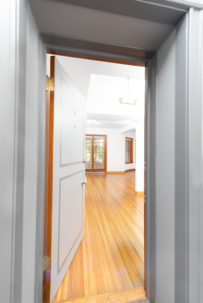 5610 N Kenmore Avenue - Photo 3