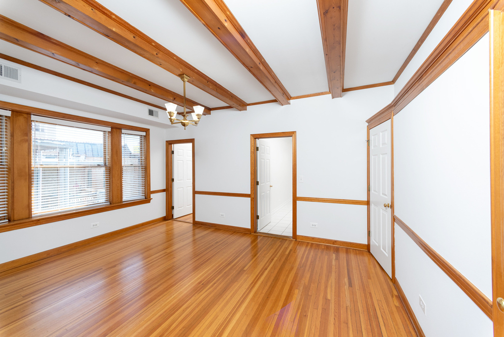 5610 N Kenmore Avenue - Photo 13