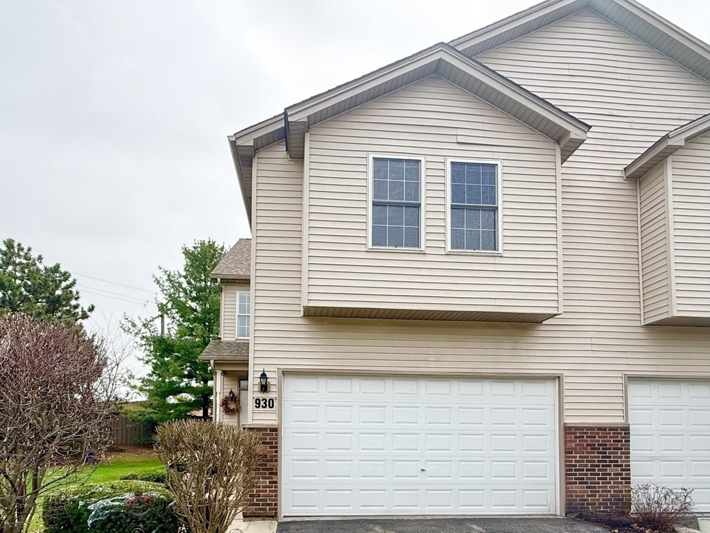 930 Case Street - Photo 0