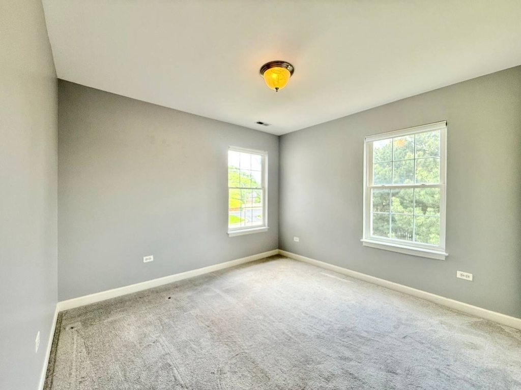 930 Case Street - Photo 15