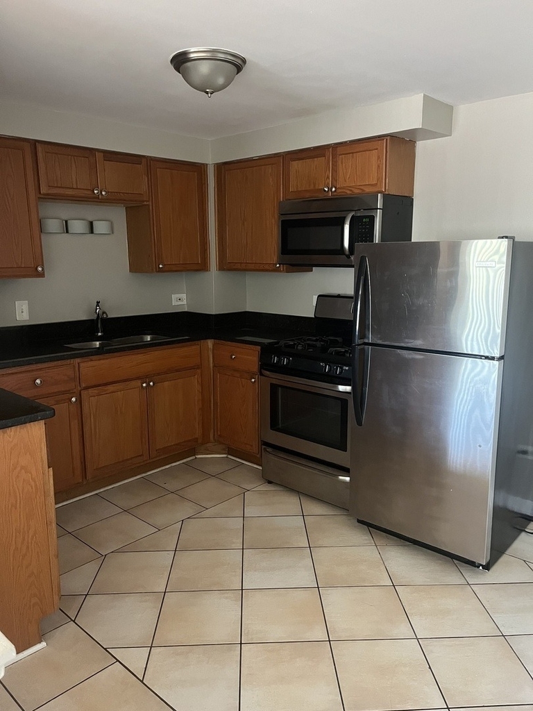10931 S Lloyd Drive - Photo 4