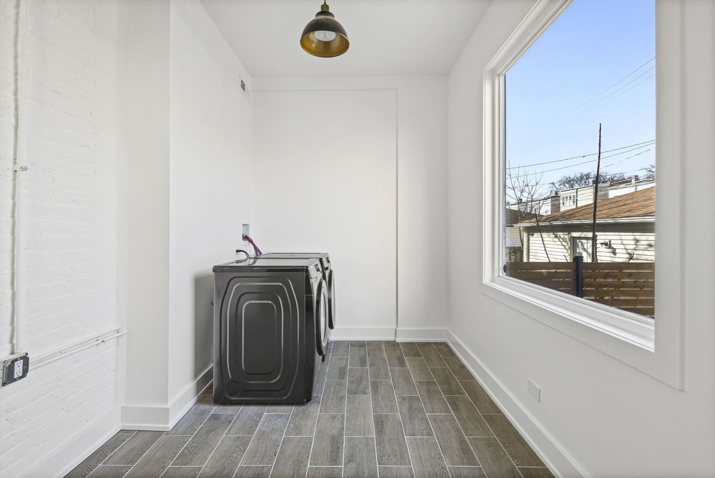 3934 N Sawyer Avenue - Photo 15