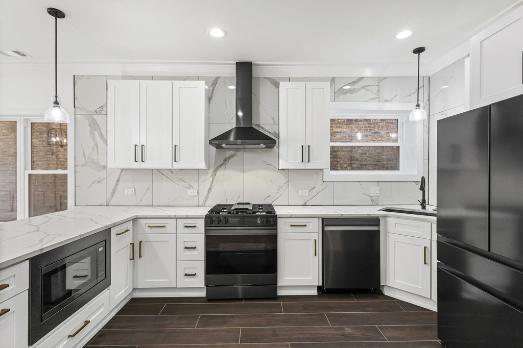 3934 N Sawyer Avenue - Photo 7