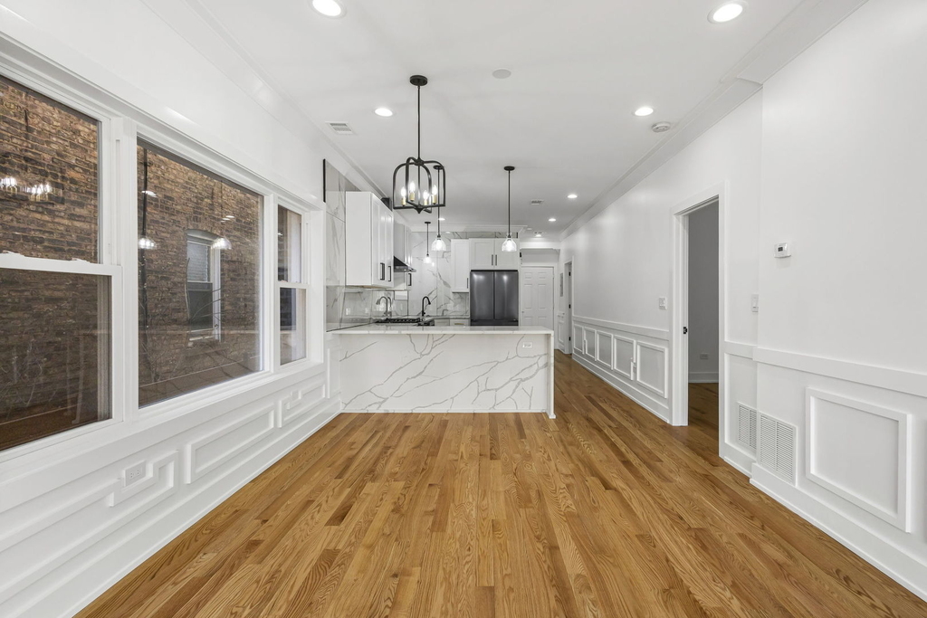 3934 N Sawyer Avenue - Photo 4