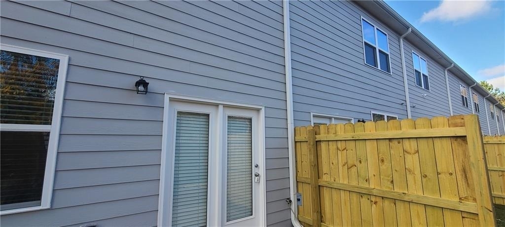 1516 Vernon Boulevard - Photo 12