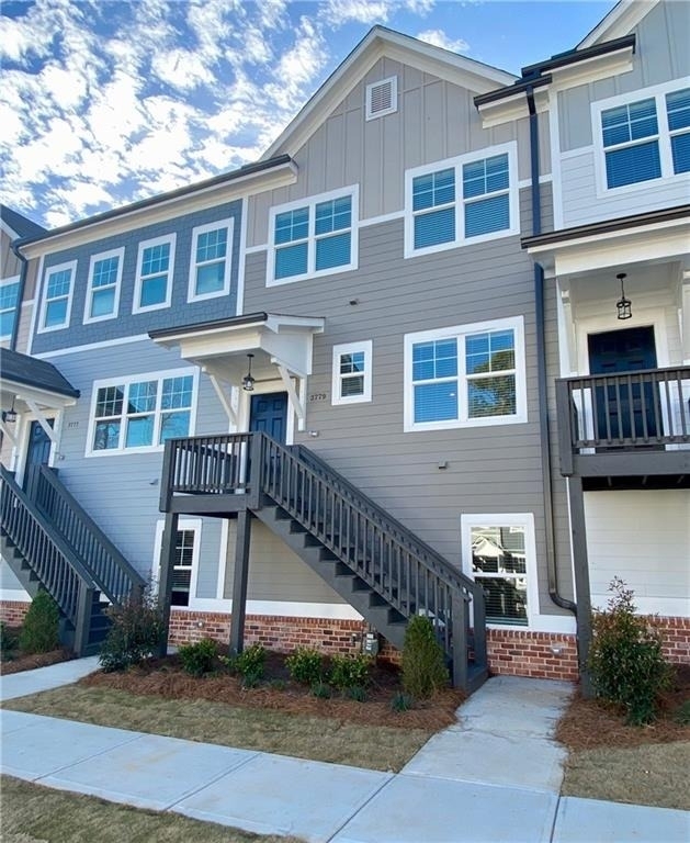 3779 Oxford Circle - Photo 0