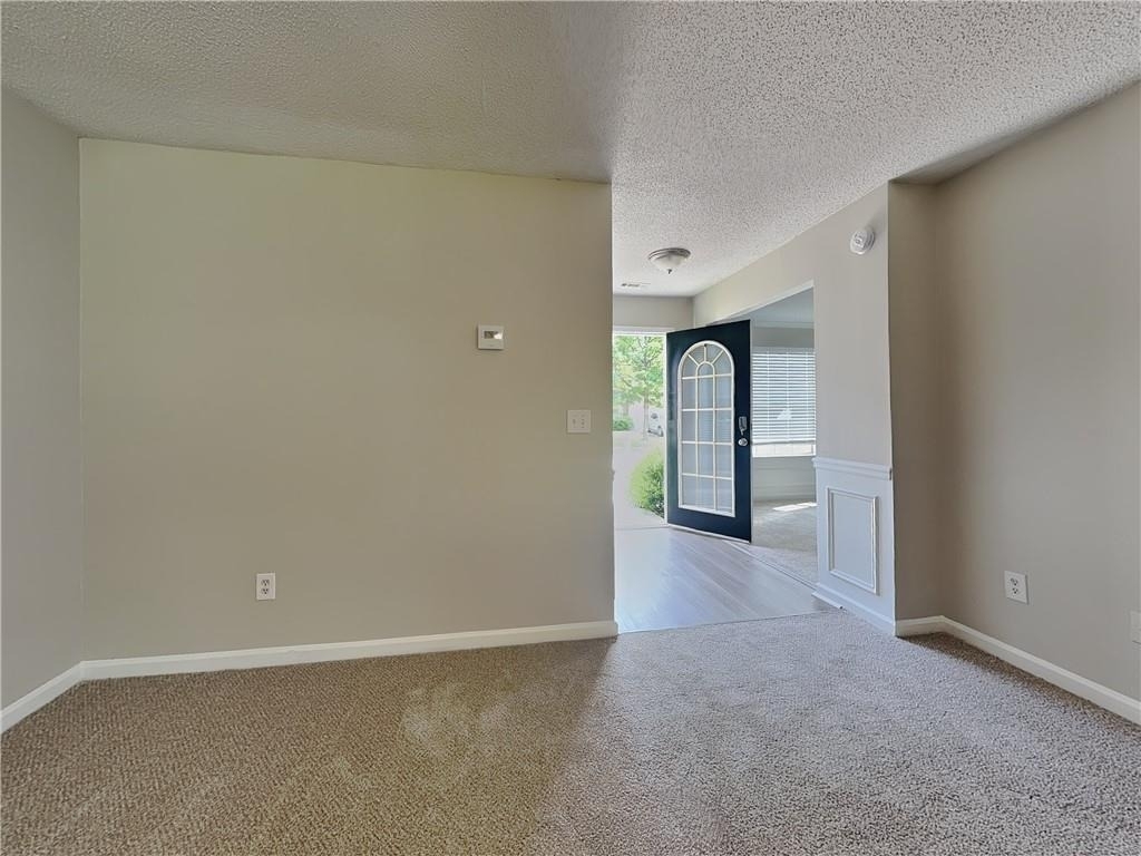 205 Oak Terrace Drive - Photo 1