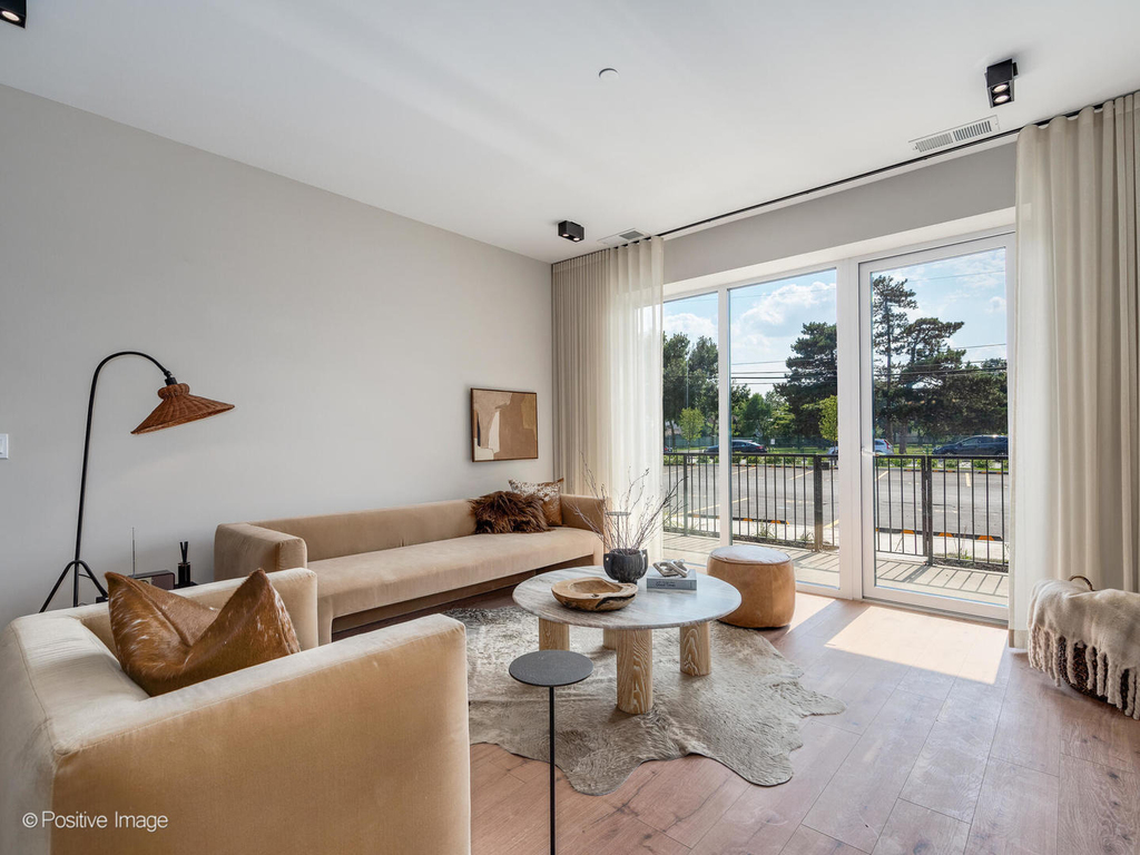 1235 N Ashland Avenue - Photo 11