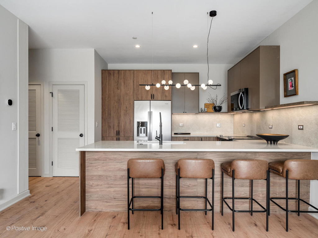 1235 N Ashland Avenue - Photo 14