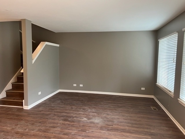 616 Lincoln Station Drive - Photo 2
