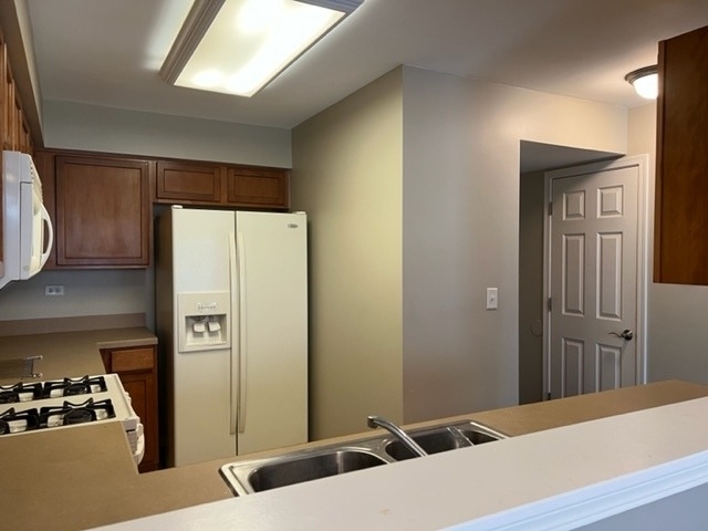 616 Lincoln Station Drive - Photo 6