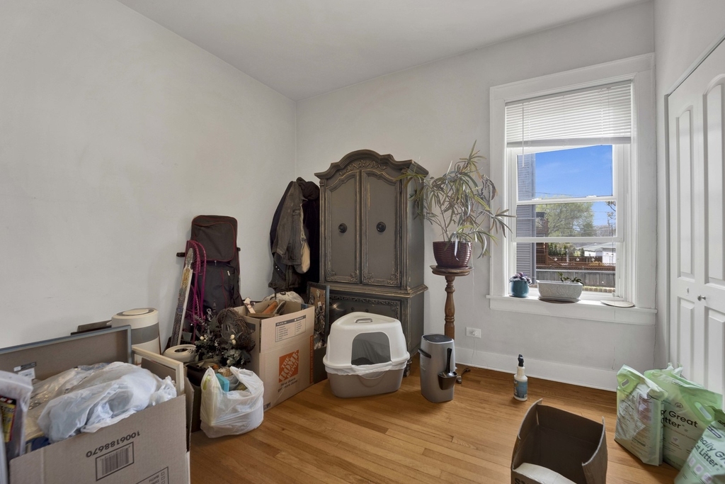 3226 W Potomac Avenue - Photo 6