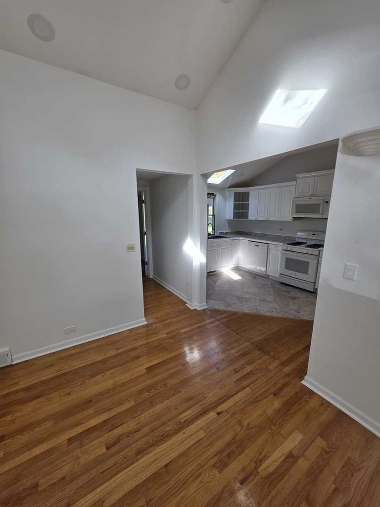 20831 N Maple Court - Photo 5